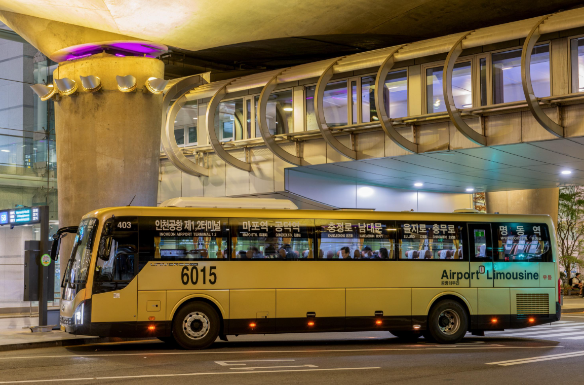 Airport limousine bus 6015 route for Myeongdong in Seoul